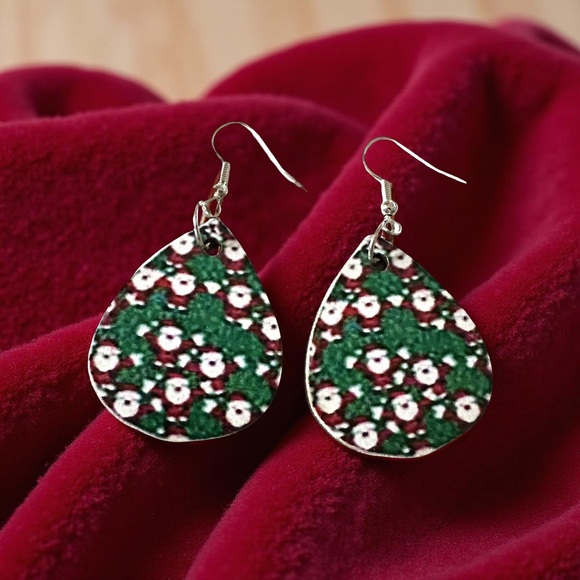 Jewelry - ⭐️ 5 for $25 Wood Festive Christmas Earrings Santa
